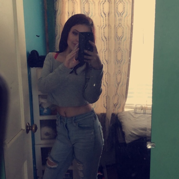 Meet your Posher, Danielle - Picture 1 of 1